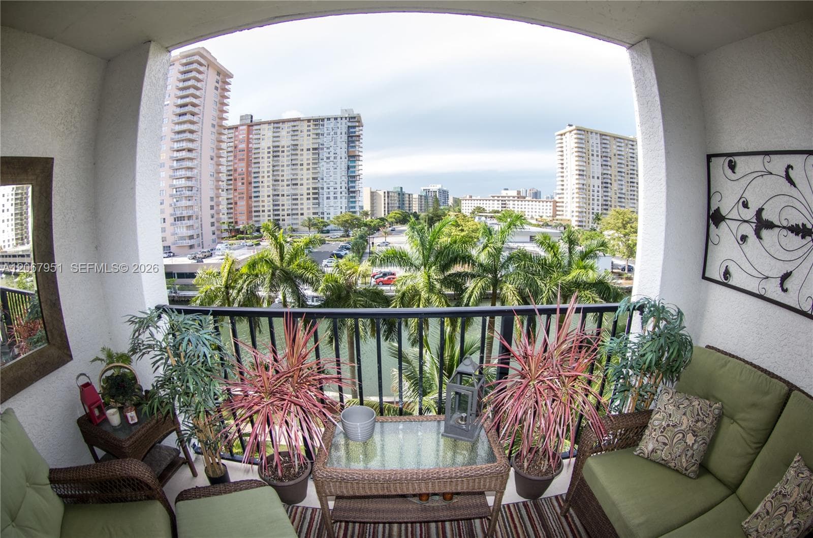 17150 N Bay Rd # 2512, Sunny Isles Beach, FL 33160