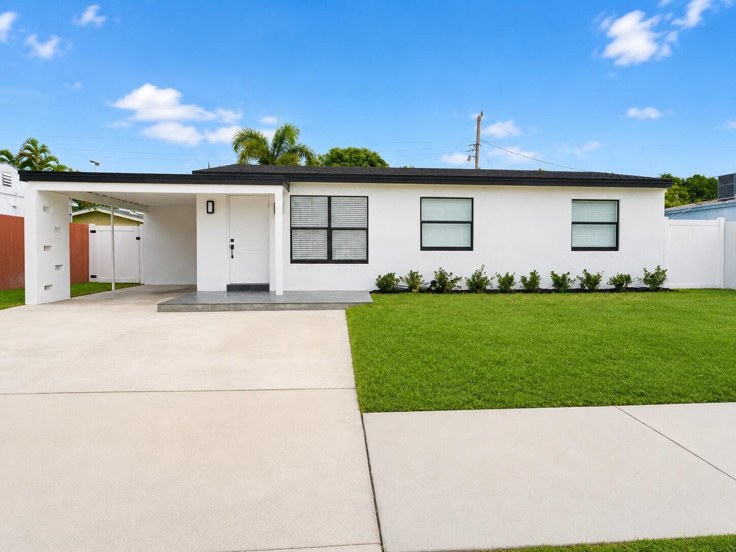 2013 Longwood Road, West Palm Beach, FL 33409 photo 3