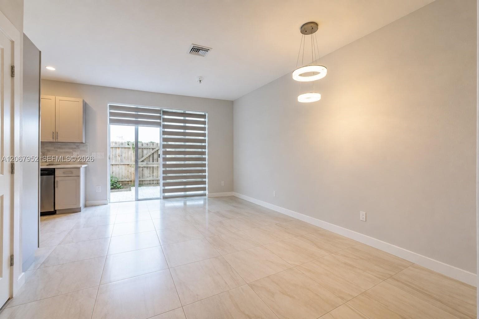1056 SE 23rd Ave, Homestead, FL 33035 photo 4
