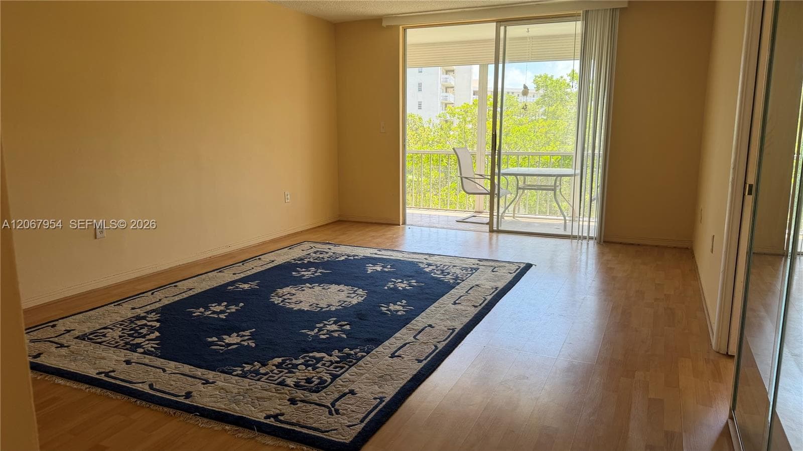 2930 Point East Dr # E312, Aventura, FL 33160