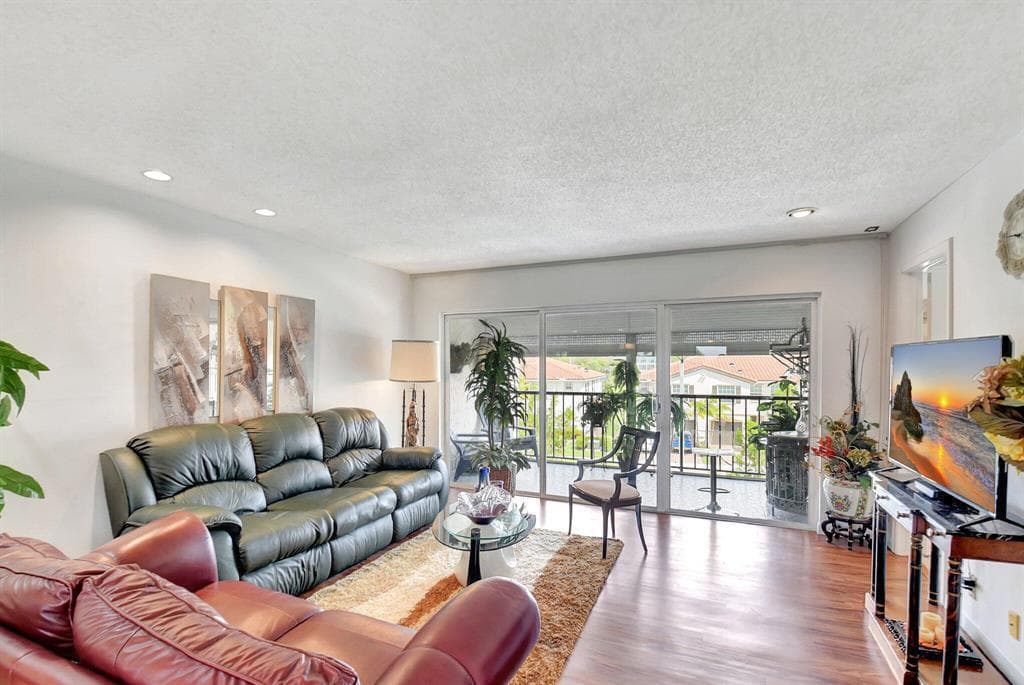 4070 Tivoli Court # 307, Lake Worth, FL 33467 photo 3