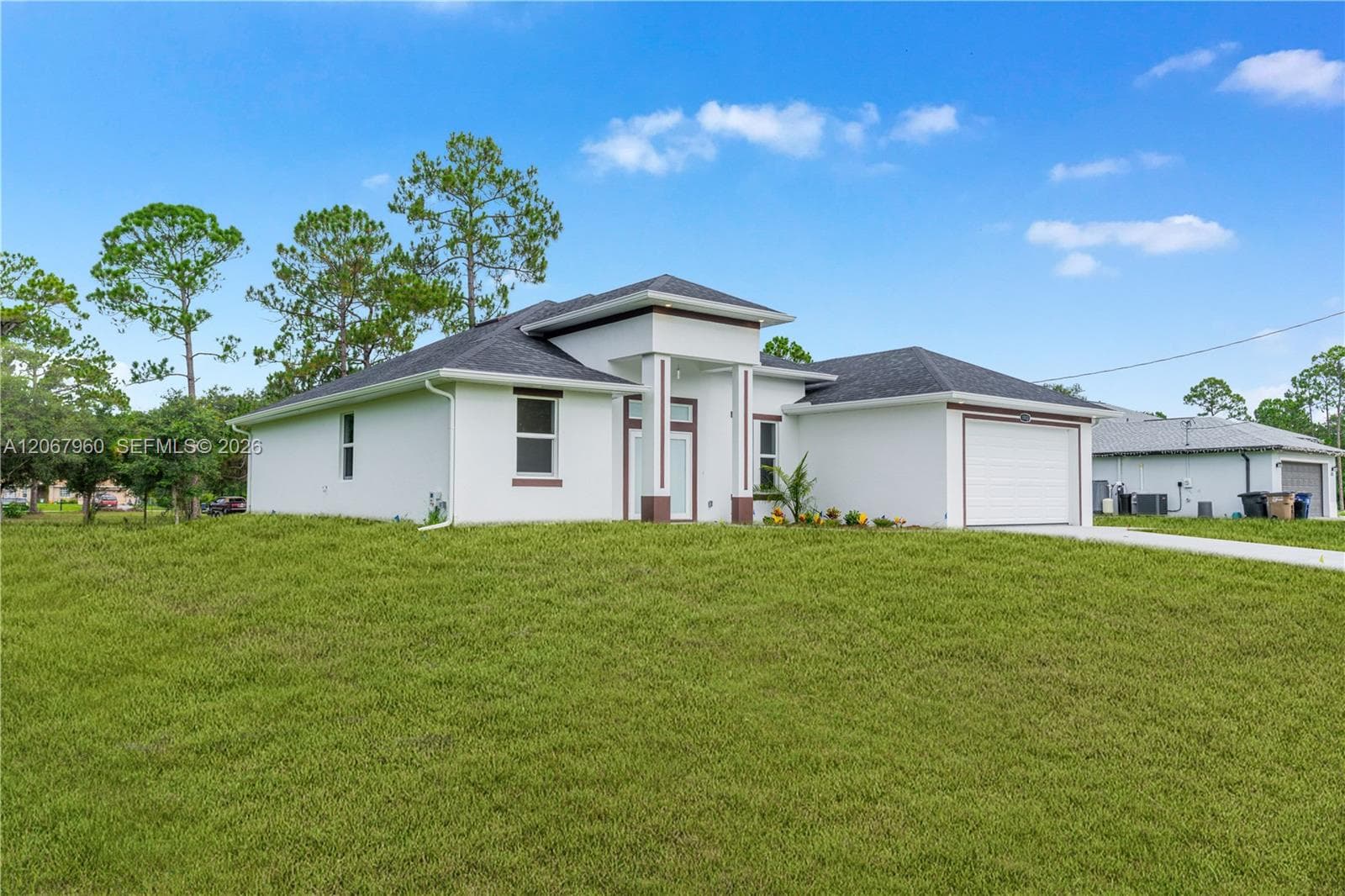 1113 Henry Ave, Lehigh Acres, FL 3972 photo 5