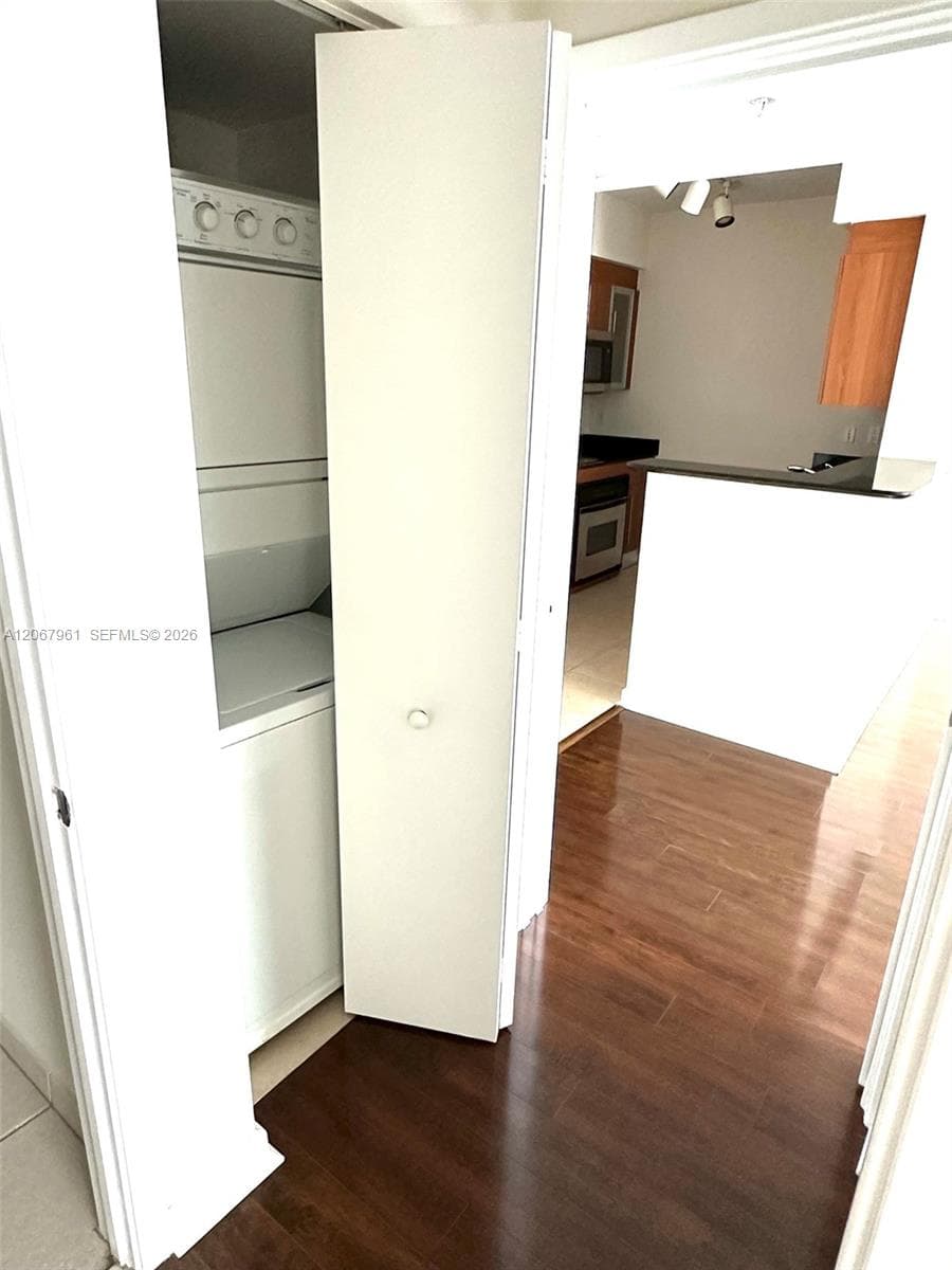 335 S Biscayne Blvd # 1802, Miami, FL 33131 photo 4
