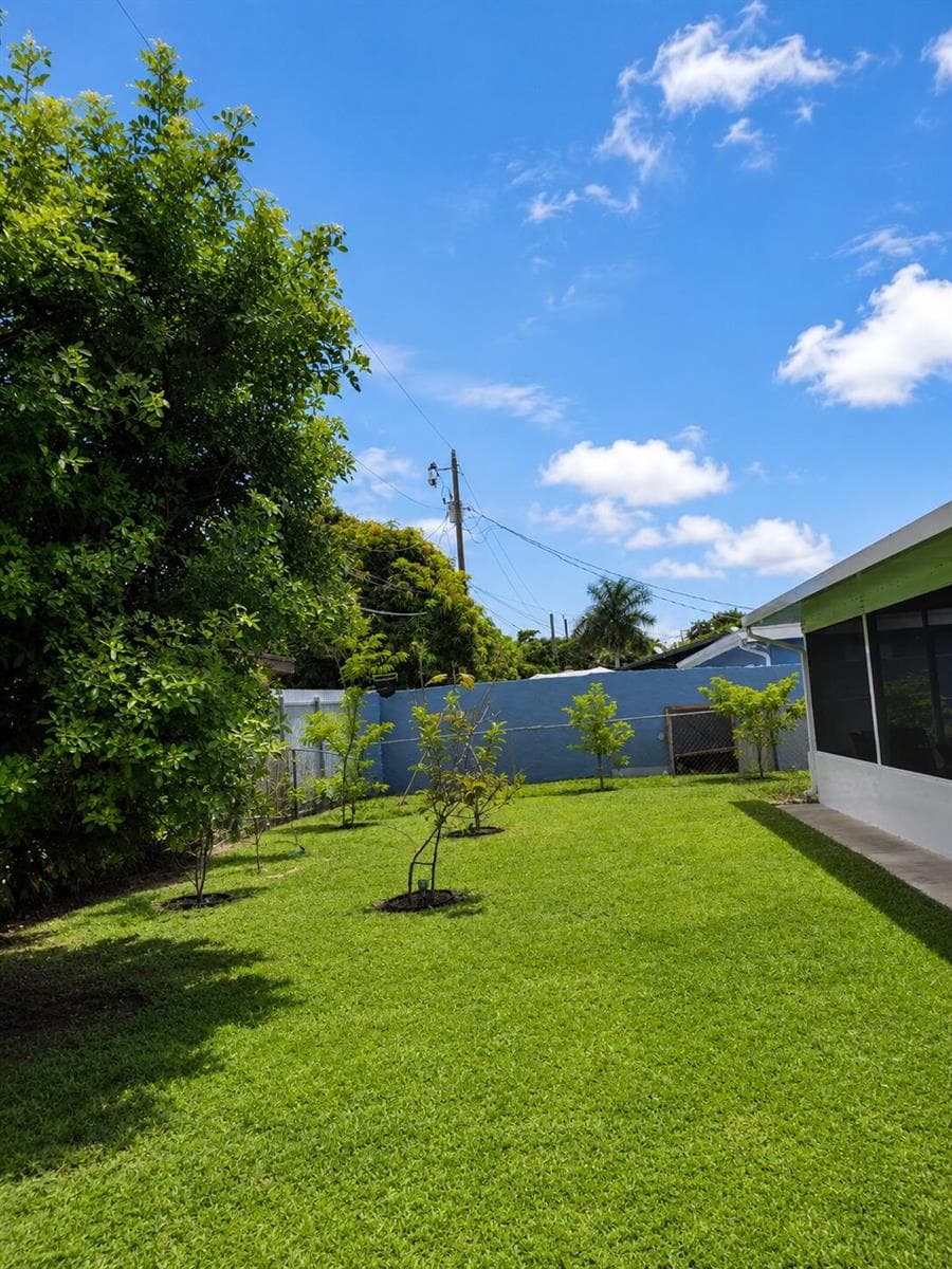 2341 NW 11th Court, Pompano Beach, FL 33069 photo 5