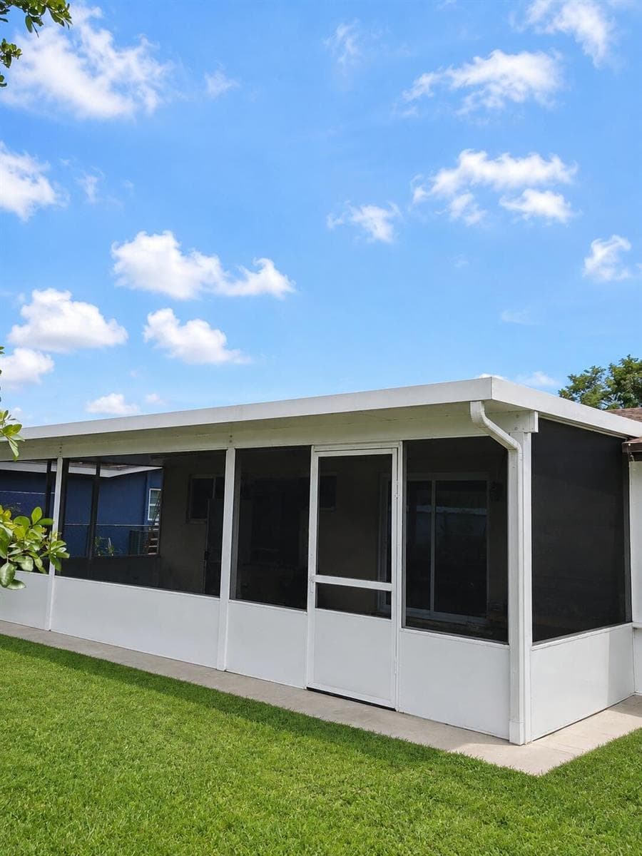 2341 NW 11th Court, Pompano Beach, FL 33069 photo 4
