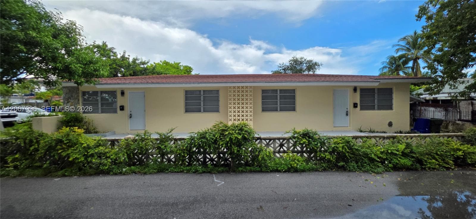 21 NW 32nd Ct, Miami, FL 33125 photo 4