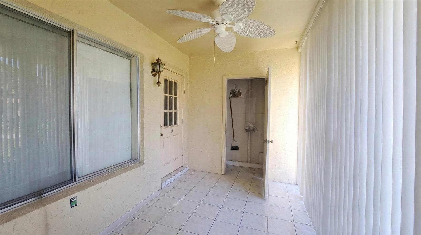 222 Pine Hov Circle # B-2, FL 33463 photo 3