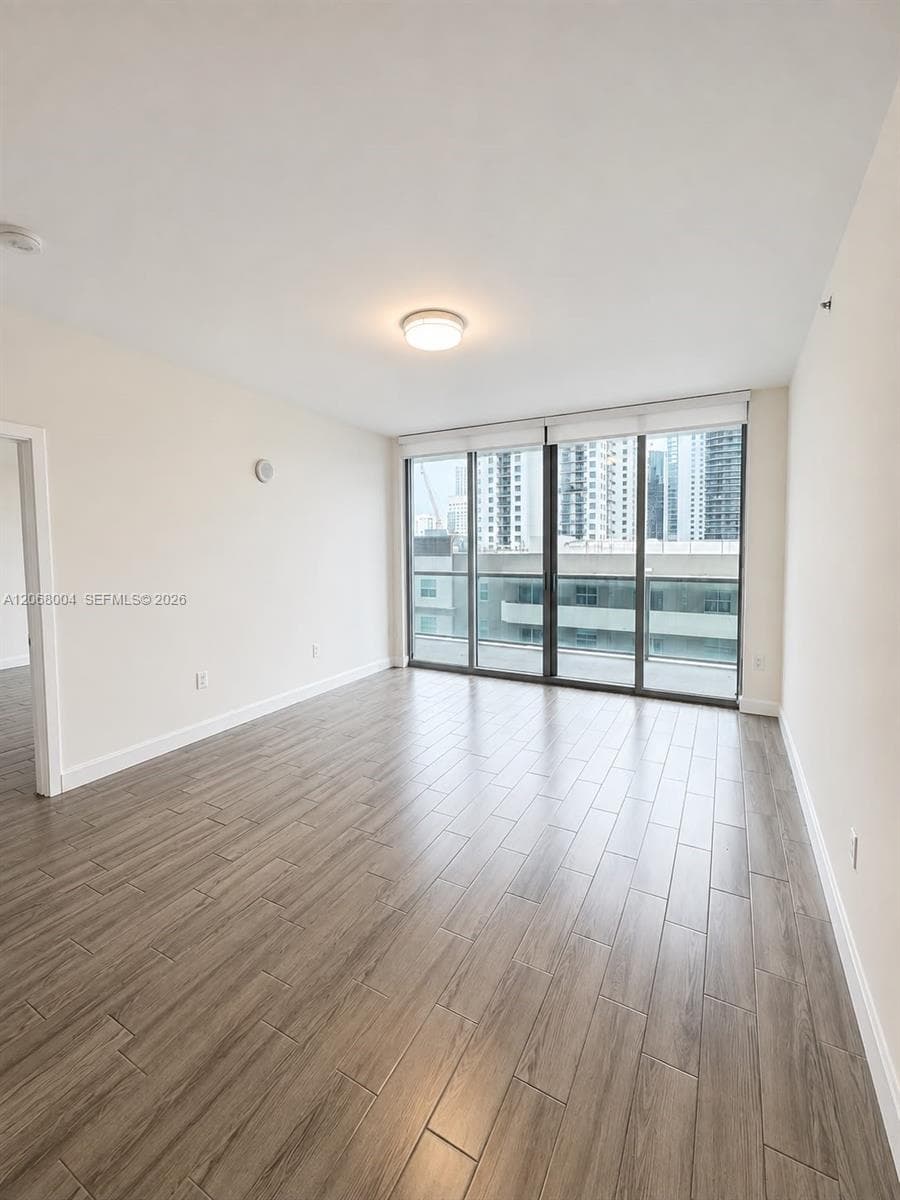 1111 SW 1st Ave # 1722-N, Miami, FL 33130 photo 3
