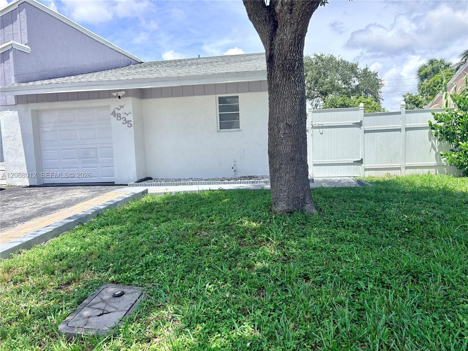 4835 NW 6th Ct, Delray Beach, FL 33445 photo 2