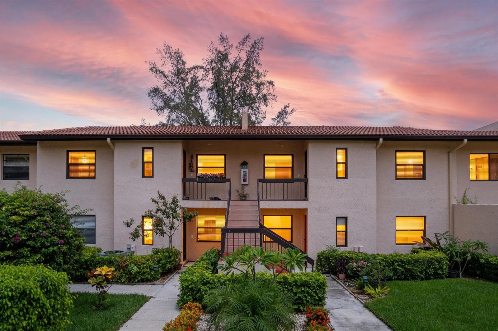 9286 VISTA DEL LAGO # F, Boca Raton, FL 33428