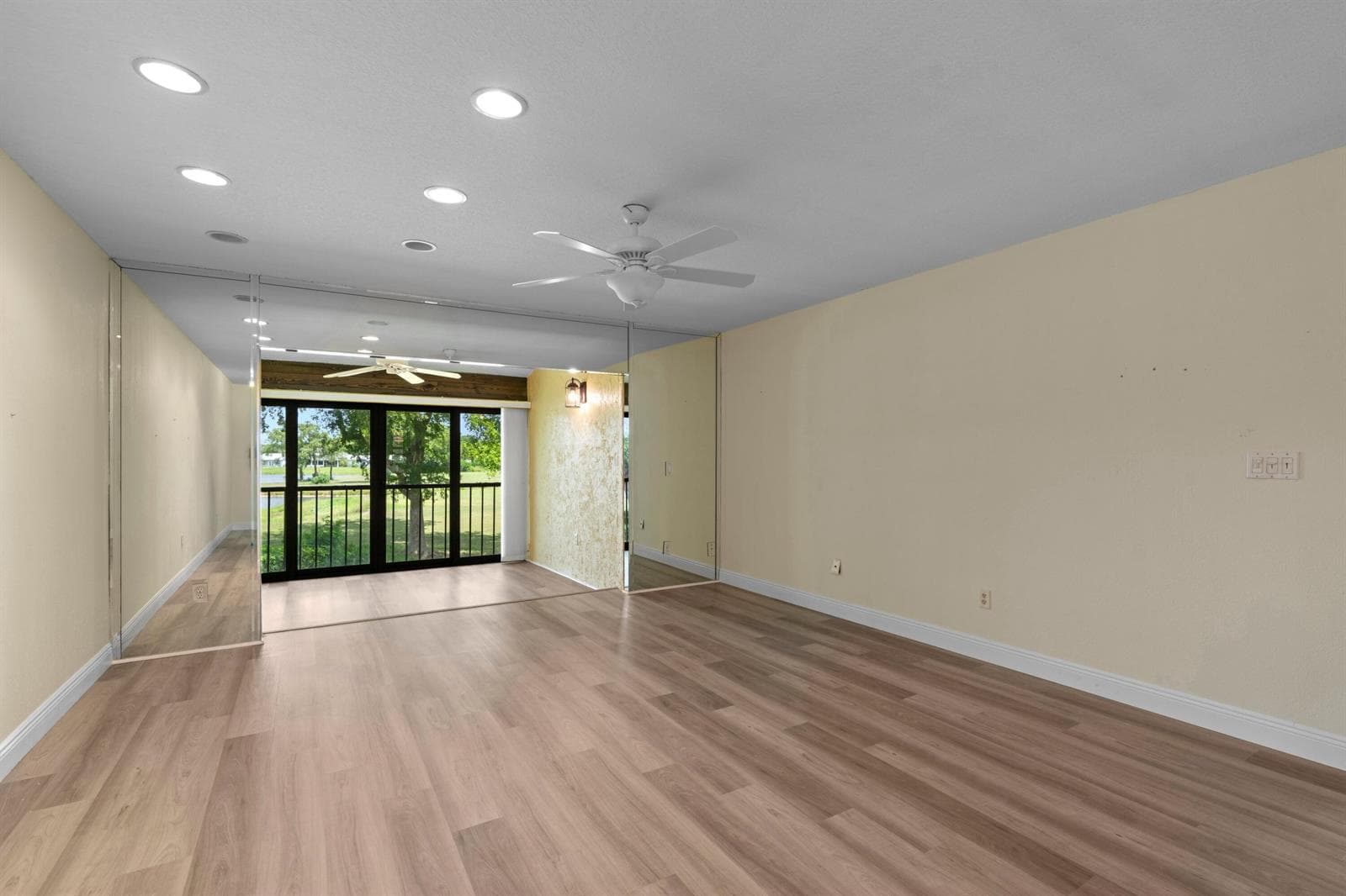 9286 VISTA DEL LAGO # F, Boca Raton, FL 33428 photo 5