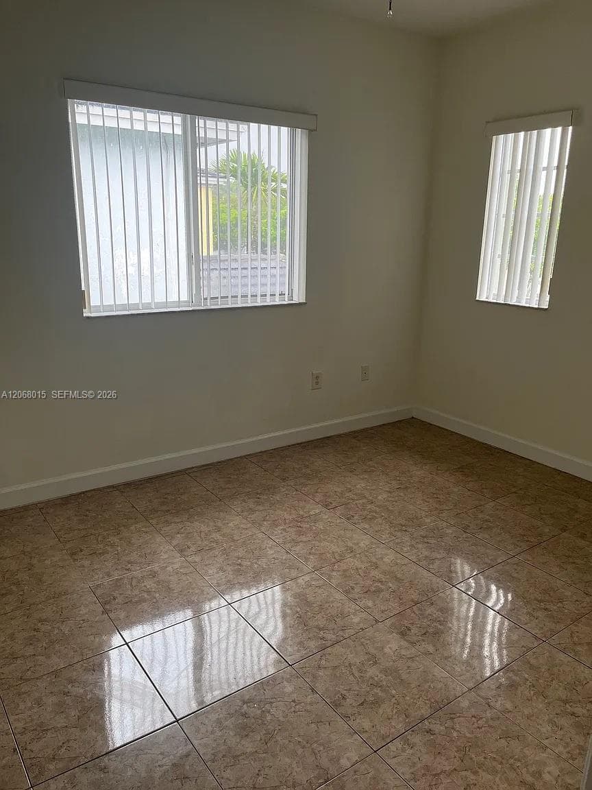 350 NE 31st Ter, Homestead, FL 33033 photo 5