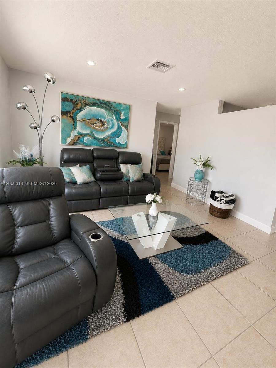 4910 SW 16th St, Fort Lauderdale, FL 33317 photo 3
