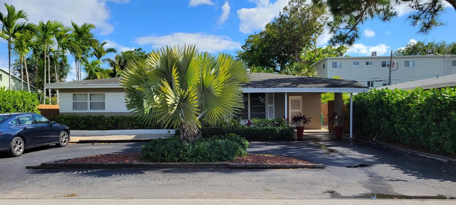 1000 NE 17TH Court, Fort Lauderdale, FL 33305 photo 2
