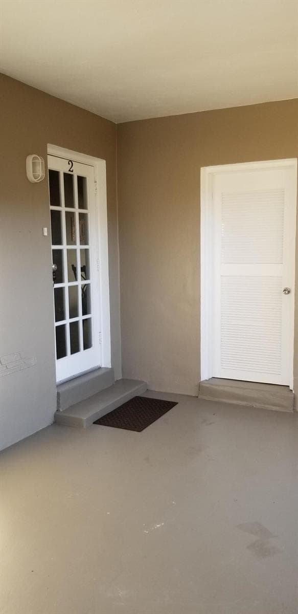 1000 NE 17TH Court, Fort Lauderdale, FL 33305 photo 5
