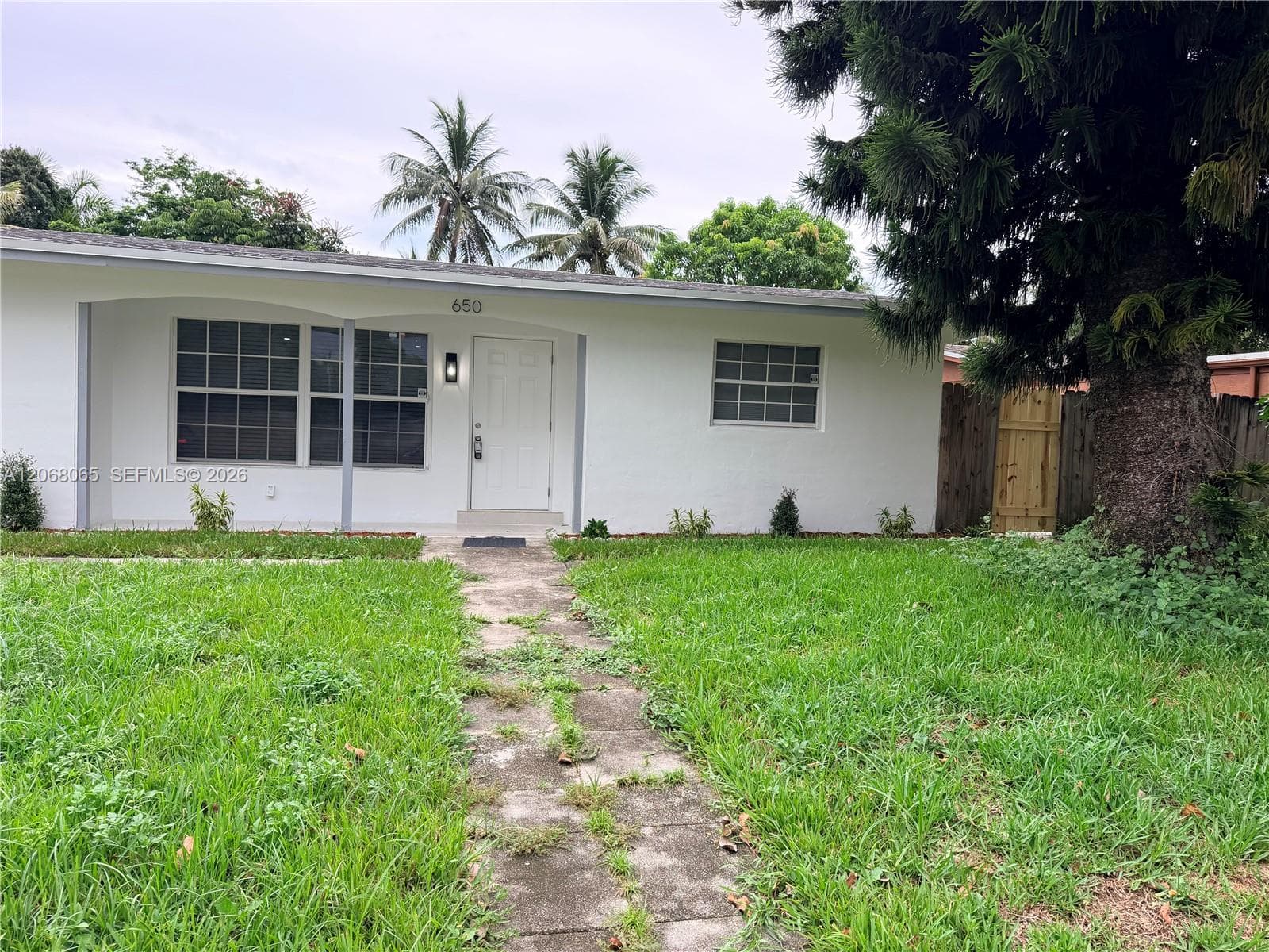 650 SW 55th Ave, Margate, FL 33068 photo 3