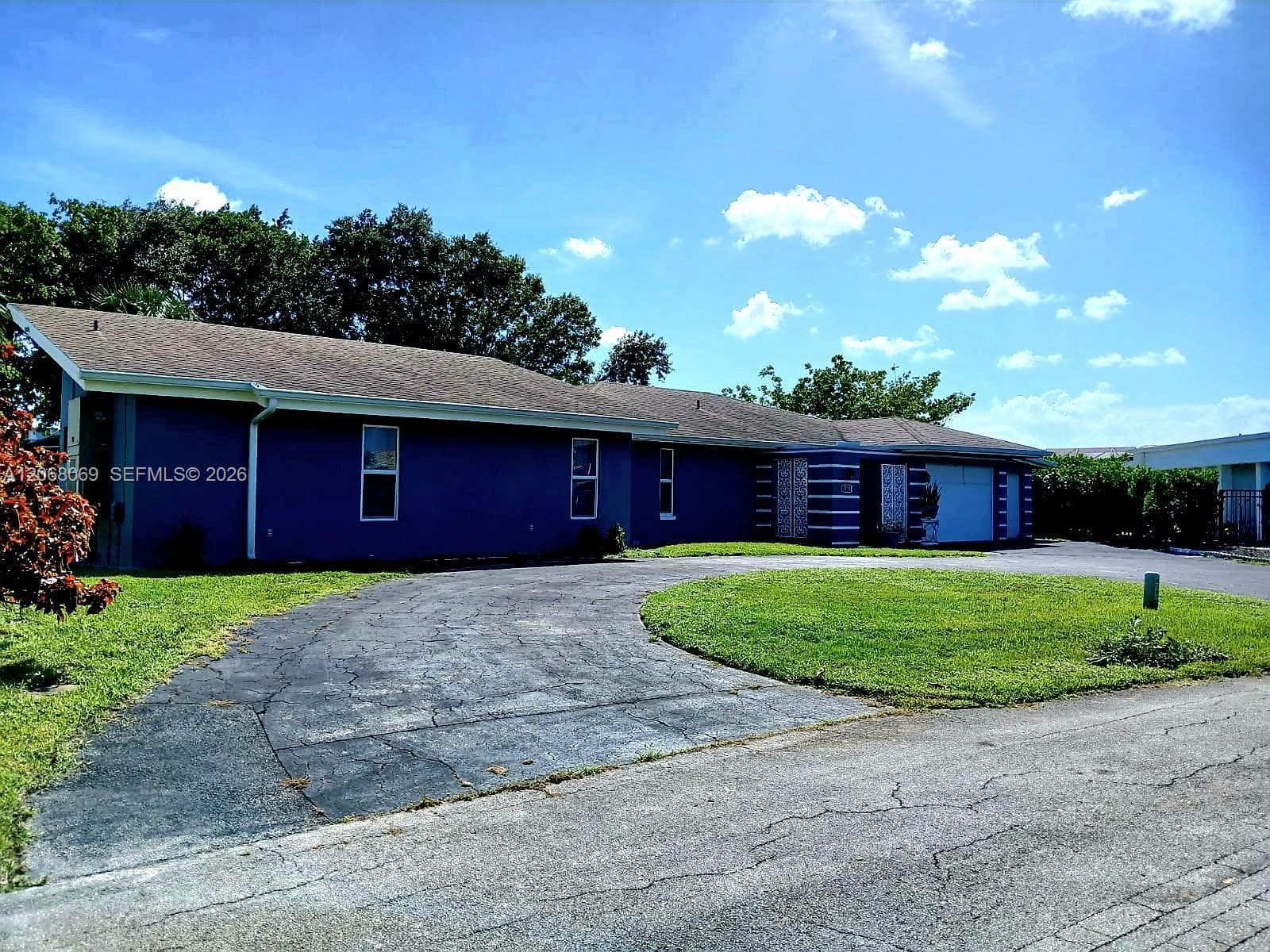 5710 Melaleuca Dr, Tamarac, FL 33319 photo 3