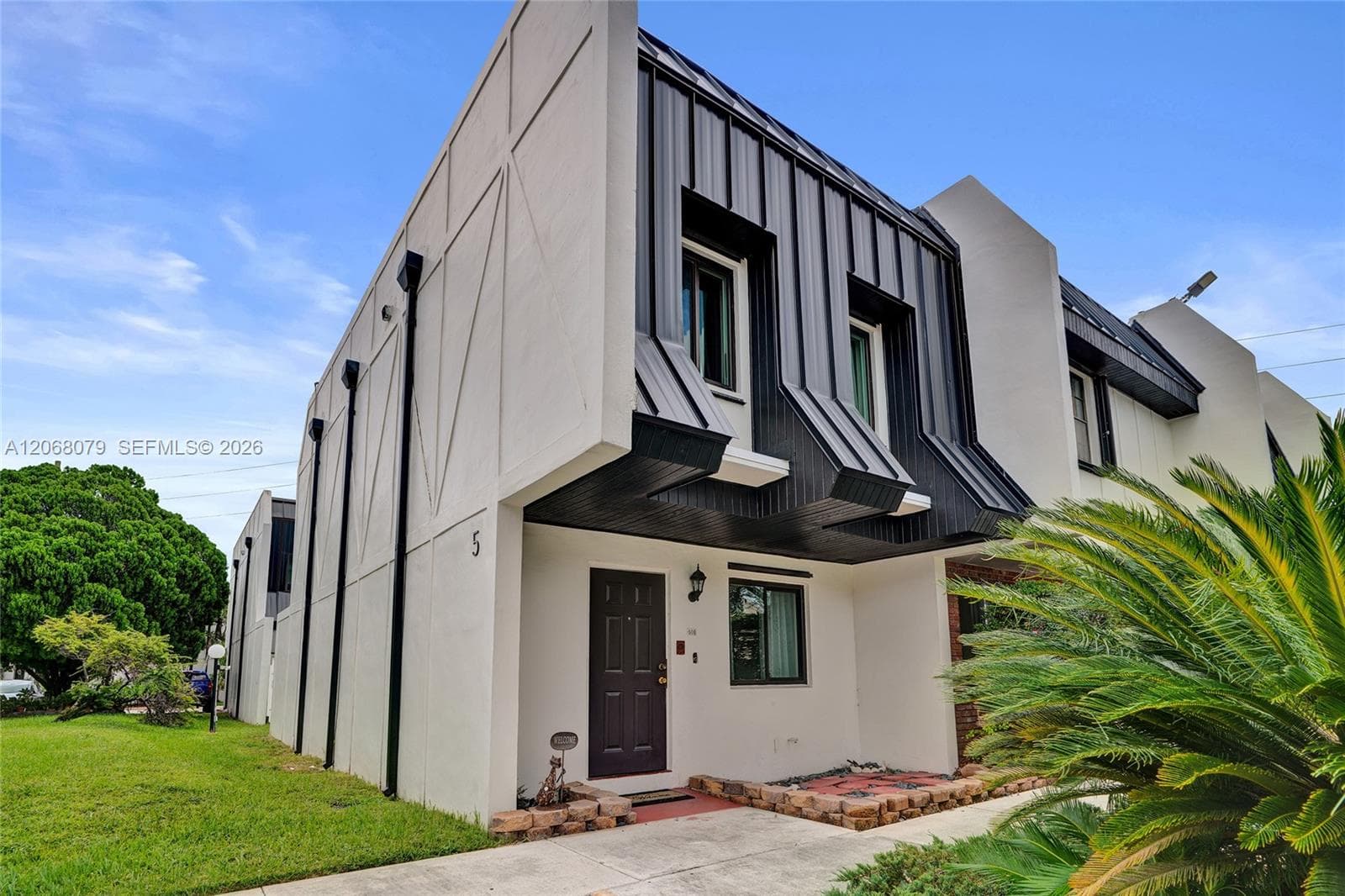5555 Ludlam Rd # 46, South Miami, FL 33155