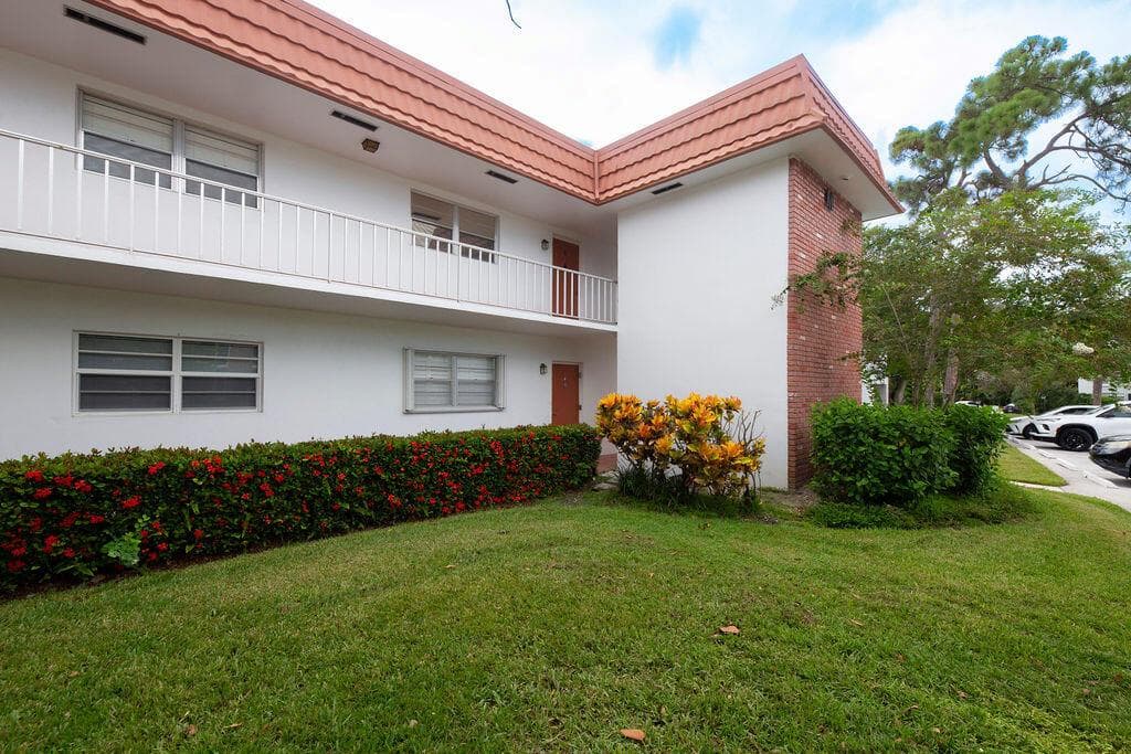 2600 SE OCEAN Boulevard # M1, Stuart, FL 34996