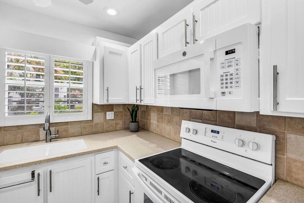 2600 SE OCEAN Boulevard # M1, Stuart, FL 34996 photo 5
