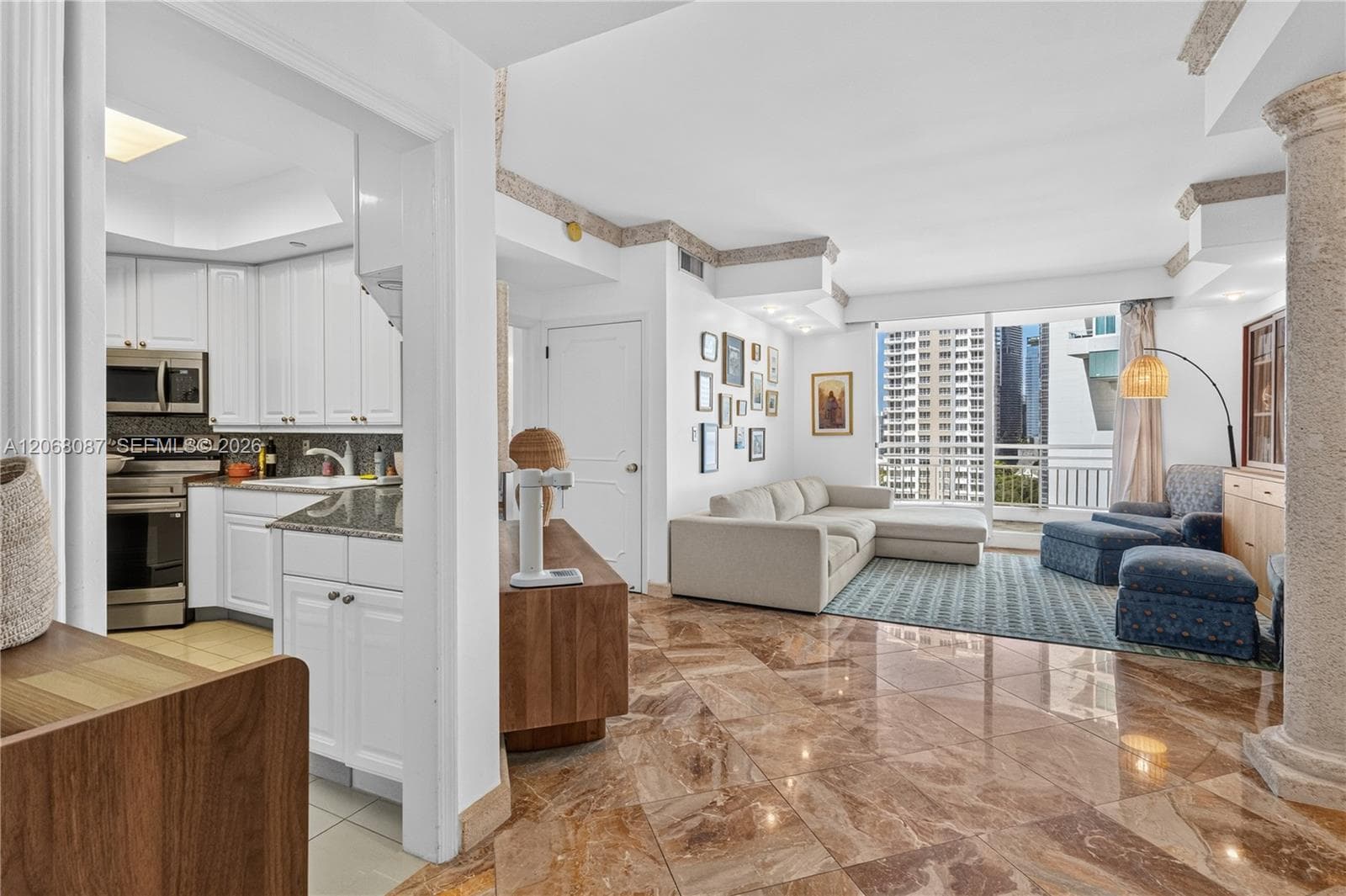 888 Brickell Key Dr # 1600, Miami, FL 33131 photo 3