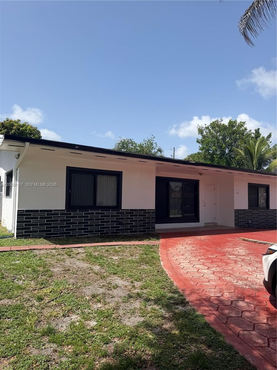 1150 NE 201st Ter # 0, Miami, FL 33179 photo 2