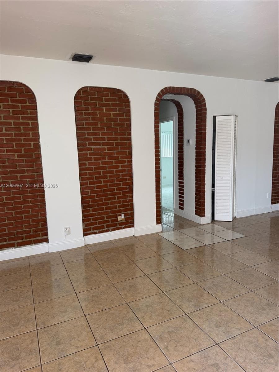 1150 NE 201st Ter # 0, Miami, FL 33179 photo 4