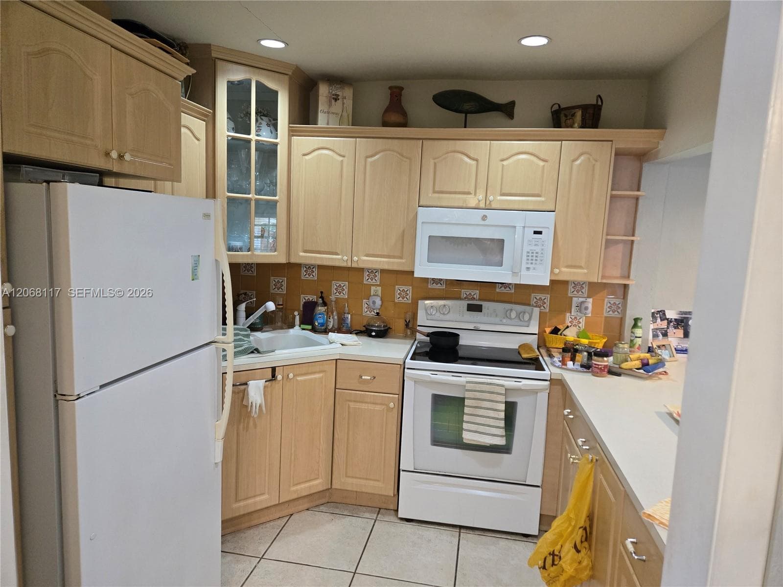 6858 SW 39th St, Miami, FL 33155 photo 4