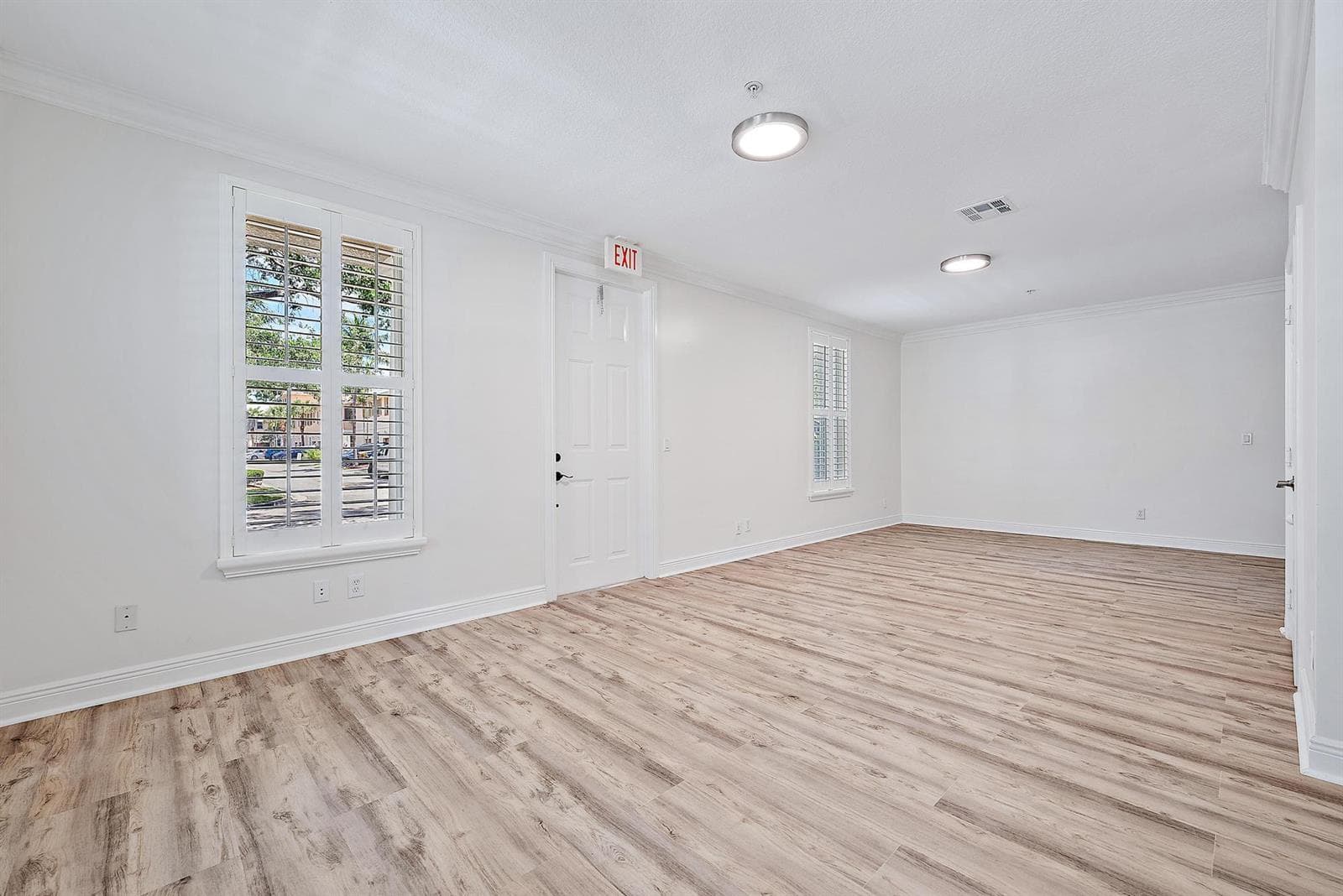 4225 E Main Street, Jupiter, FL 33458 photo 2