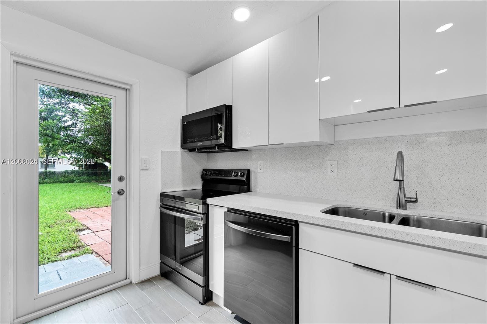 1175 NW 133rd St, North Miami, FL 33168 photo 3