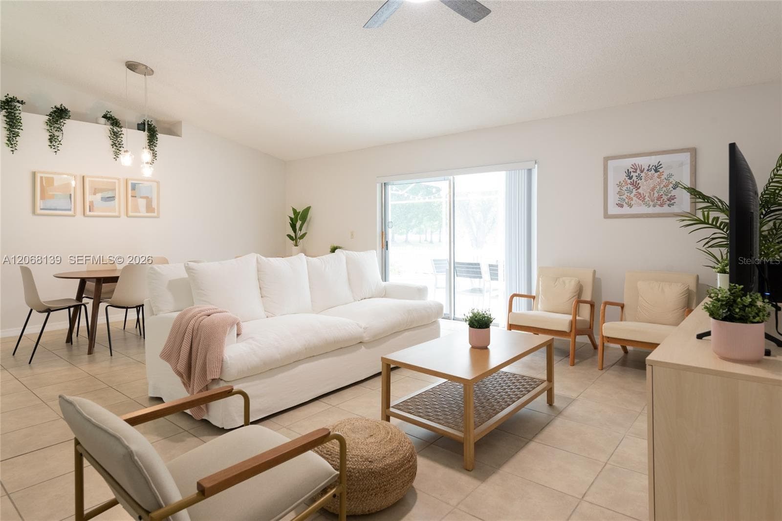 1085 INDIAN RIDGE TRL E, Kissimmee, FL 34747 photo 2