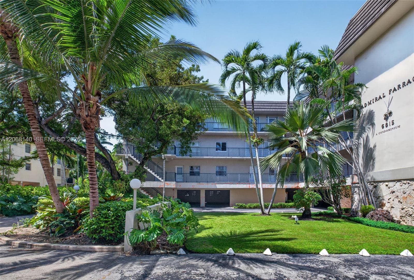 6815 Edgewater Dr # 301, Coral Gables, FL 33133 photo 5