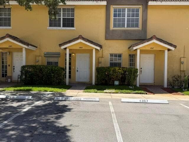 4365 NW 69TH Terrace # 4365, Lauderhill, FL 33319 photo 2