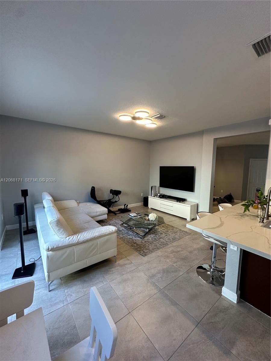 10377 W 34th Ct # 10377, Hialeah, FL 33018 photo 3