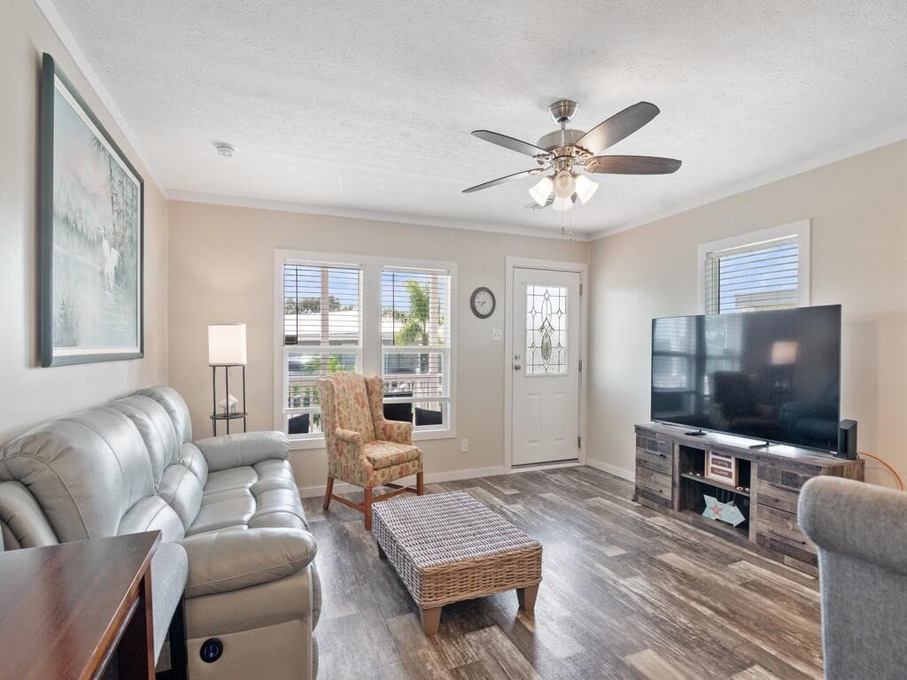 121 Sandhill Boulevard, Fort Pierce, FL 34982 photo 2