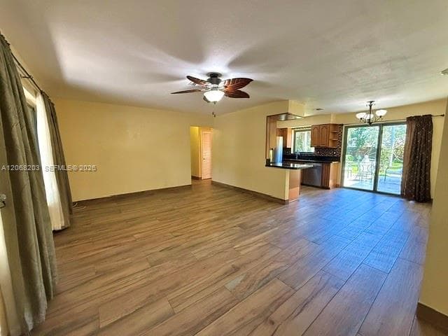 1124 NE 7th St, Hallandale Beach, FL 33009 photo 3