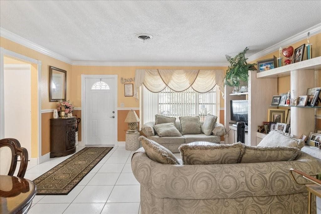 4290 NW 49th Terrace NW, Lauderdale Lakes, FL 33319 photo 3