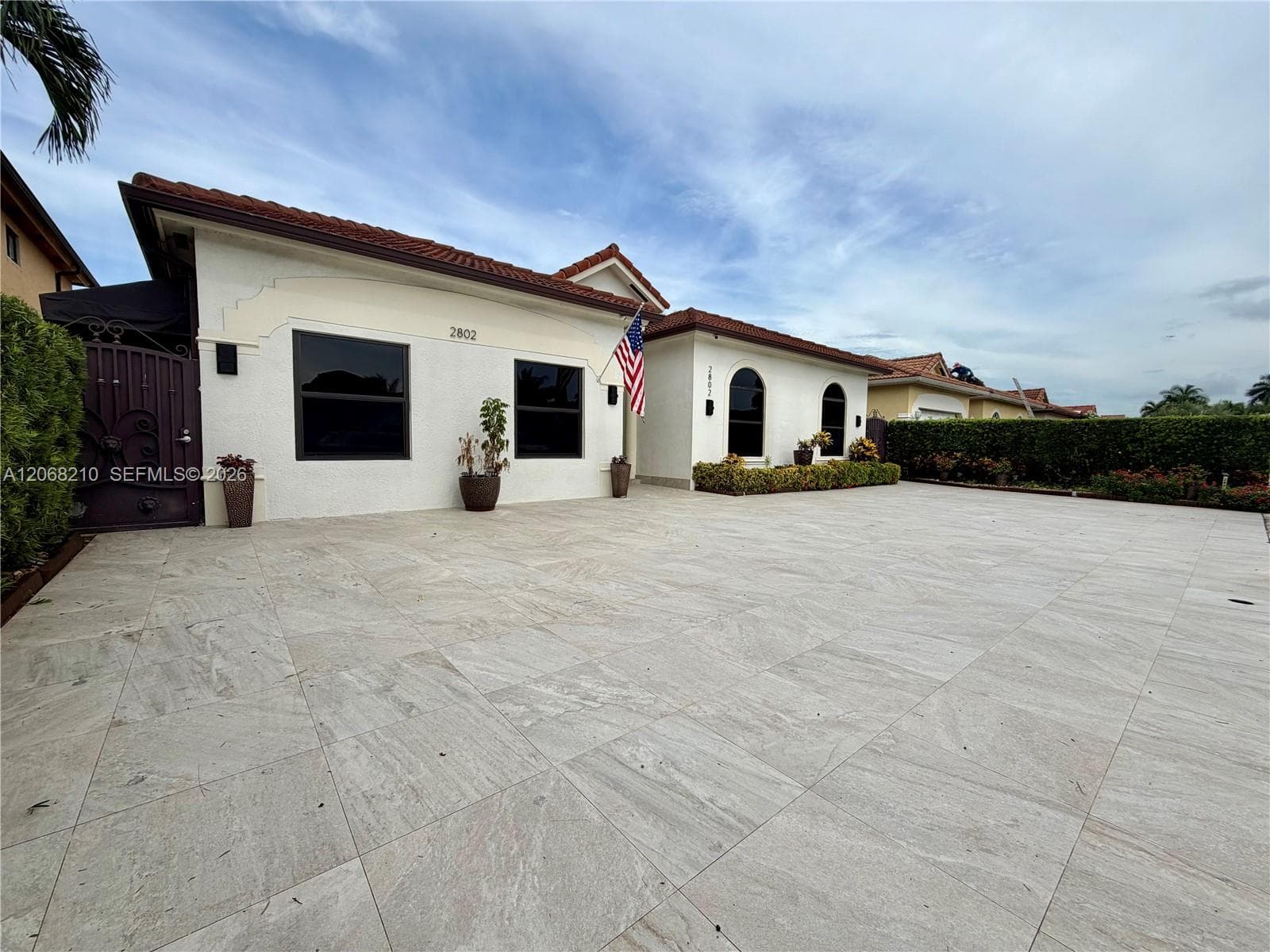 2802 SW 149th Pl, Miami, FL 33185 photo 2