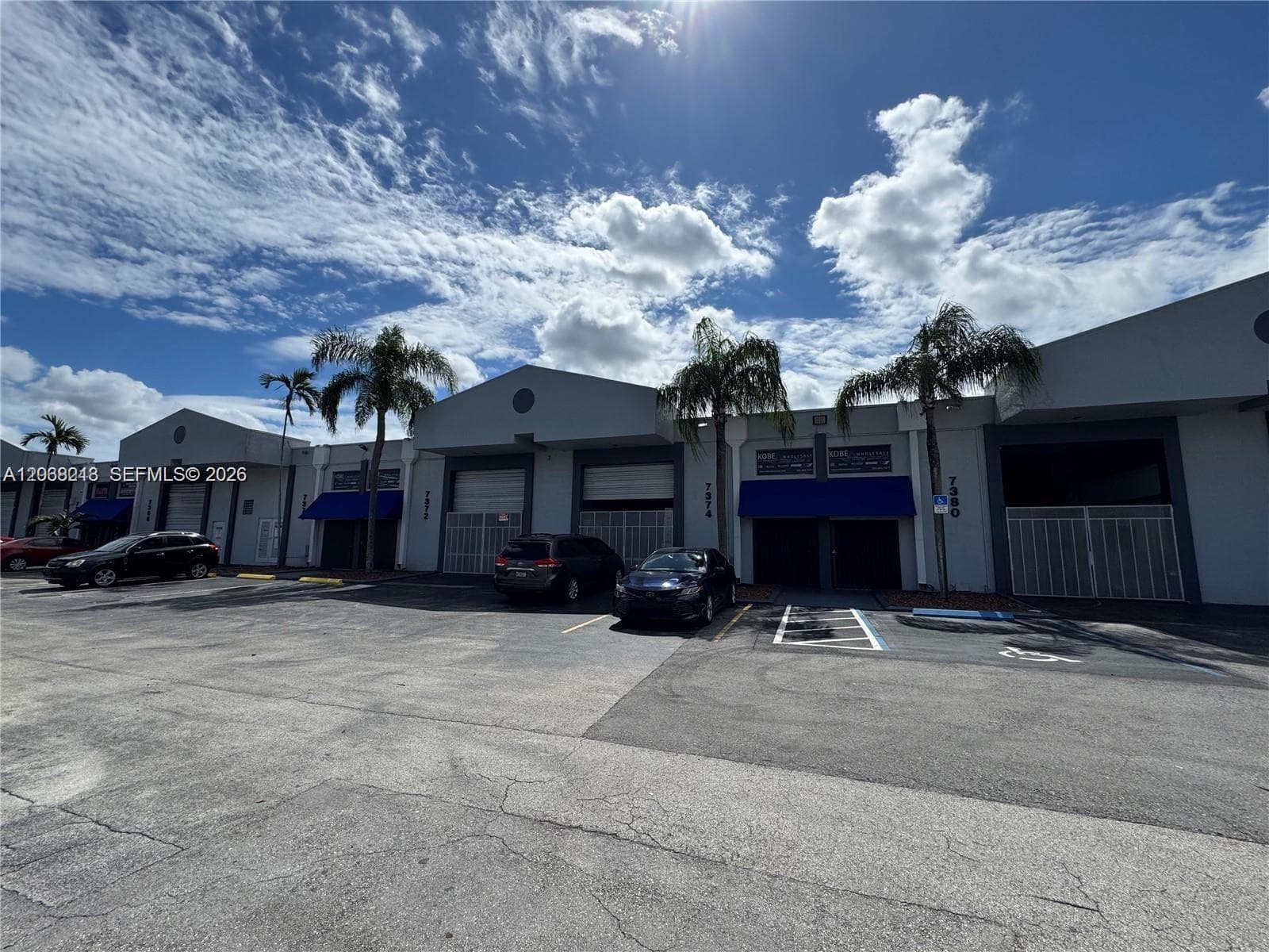 7380 NW 56th St # 7380, Miami, FL 33166 photo 3