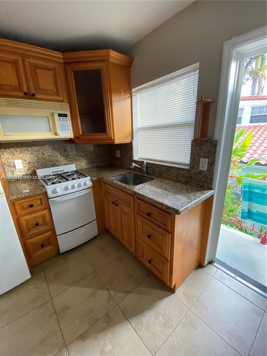1607 Michigan Ave # 7, Miami Beach, FL 33139 photo 5