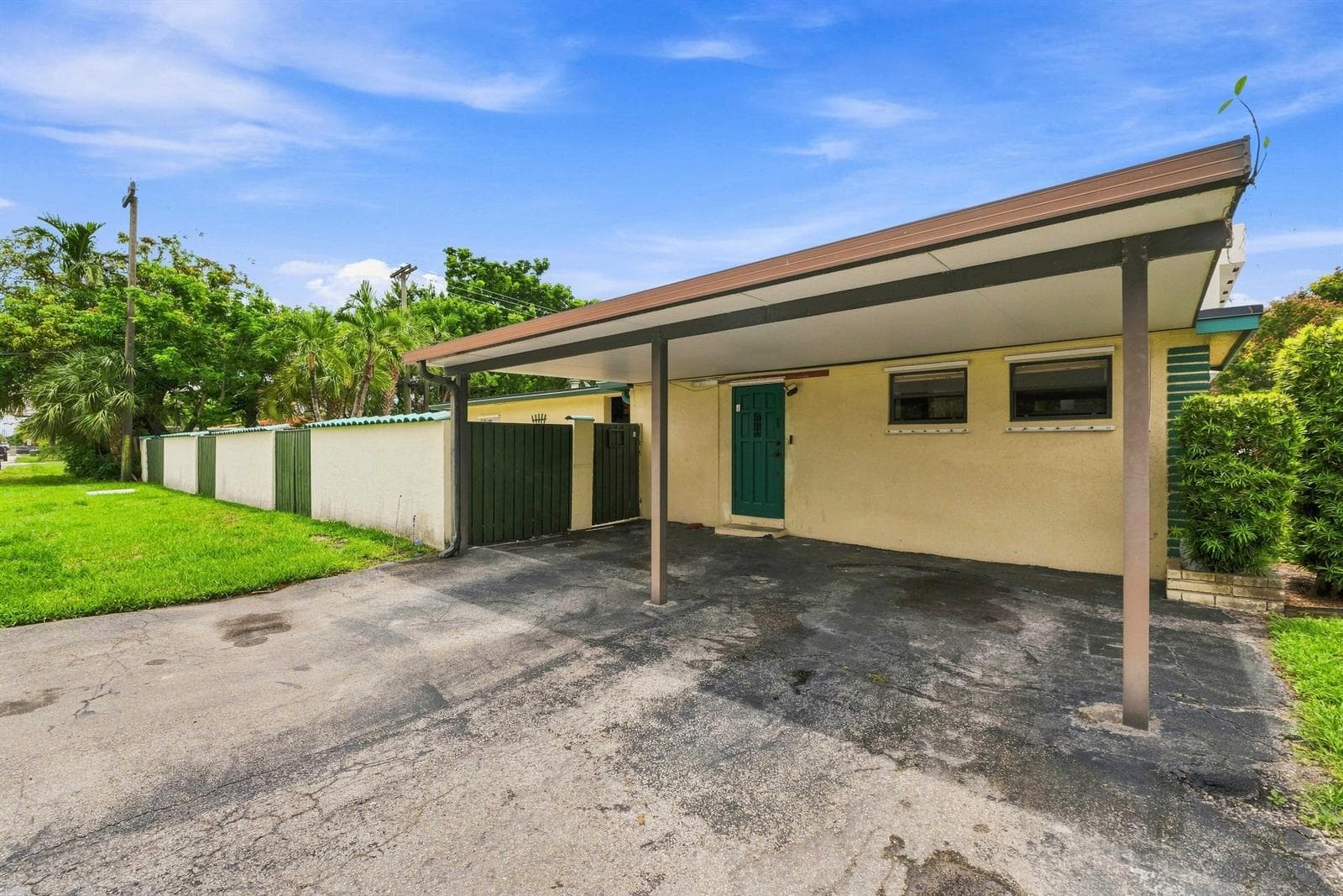 1344 NE 13TH Avenue, Fort Lauderdale, FL 33304 photo 2