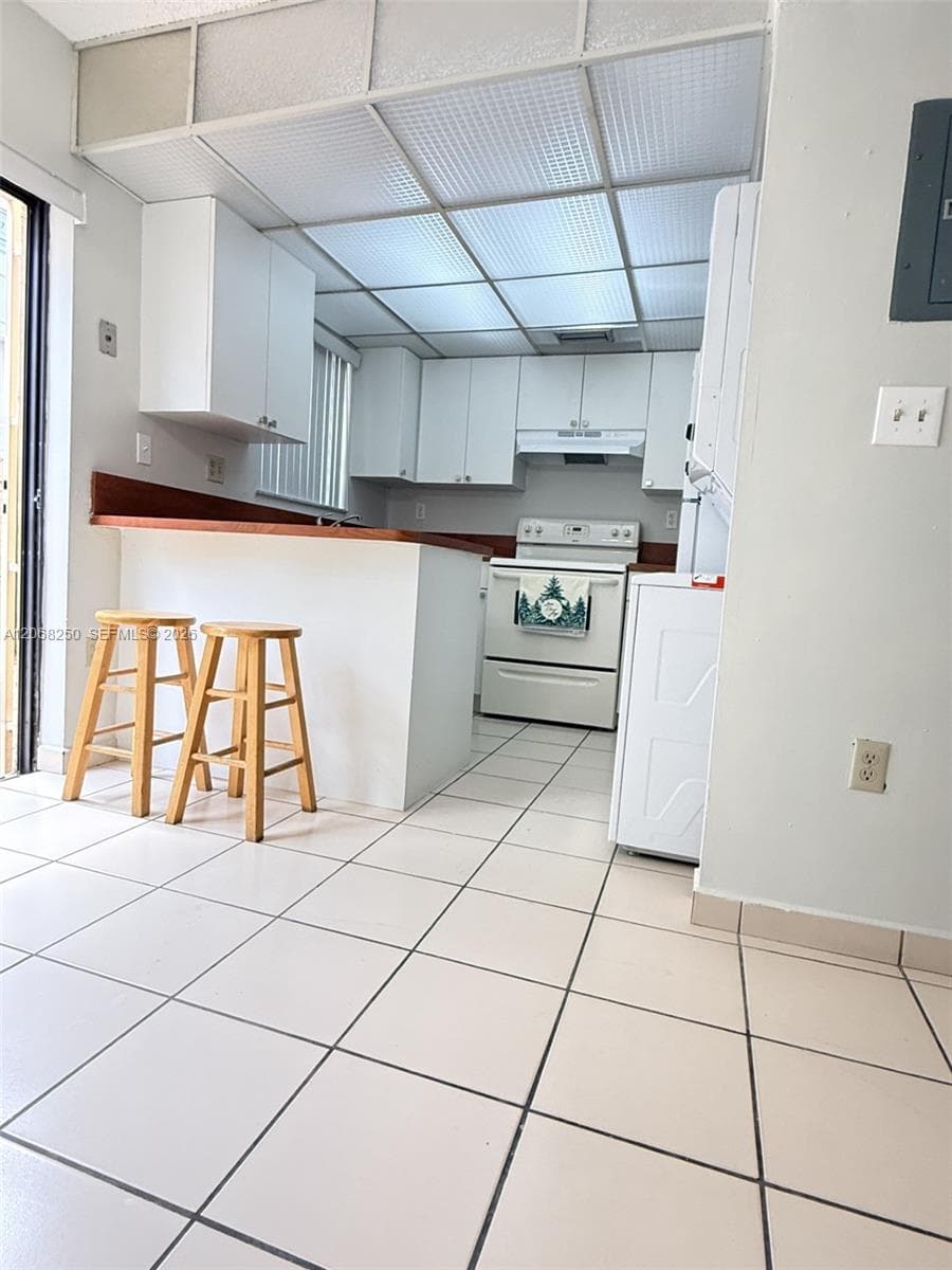 1701 W 42nd Pl # 10, Hialeah, FL 33012 photo 3
