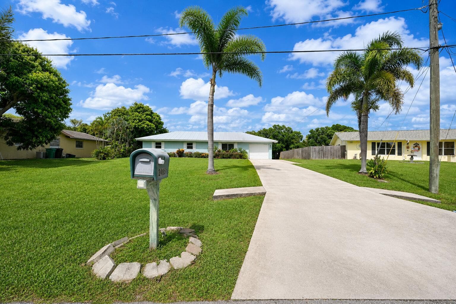 2485 SE SIDONIA Street, Port St. Lucie, FL 34952 photo 2