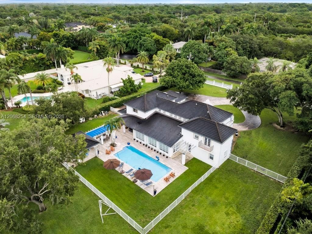 13880 SW 68th Ave, Palmetto Bay, FL 33158 photo 5