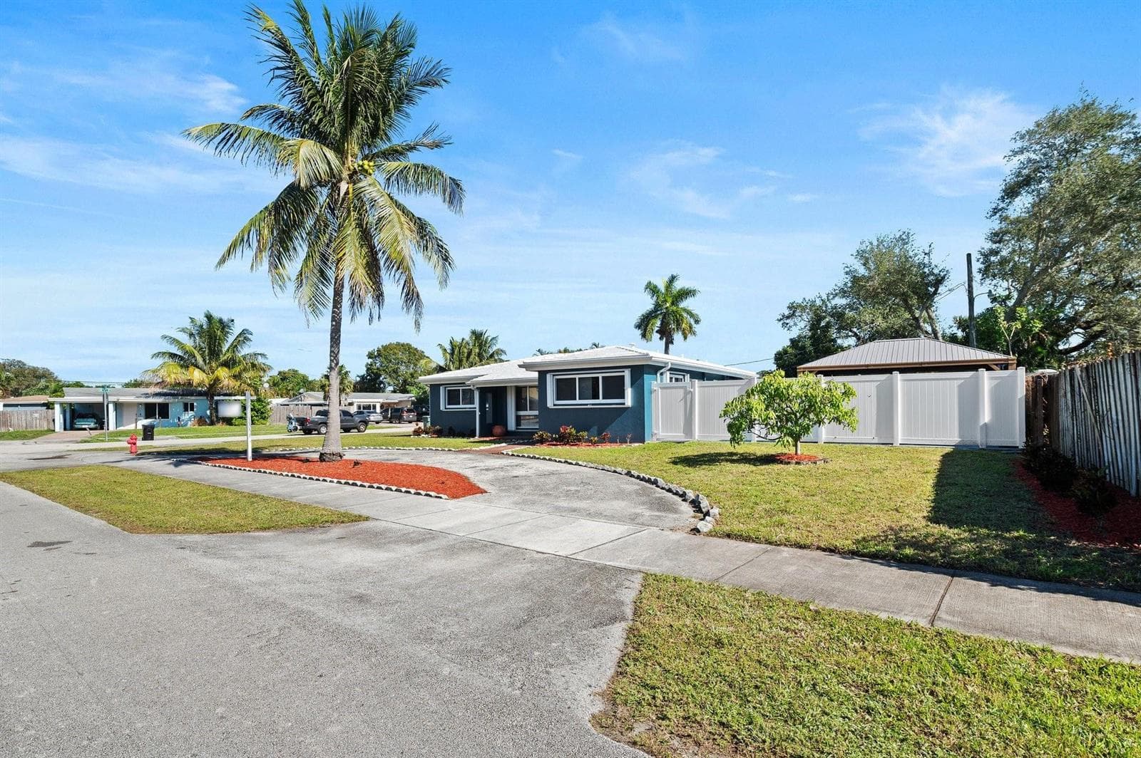 1900 SW 33rd Avenue, Fort Lauderdale, FL 33312 photo 4