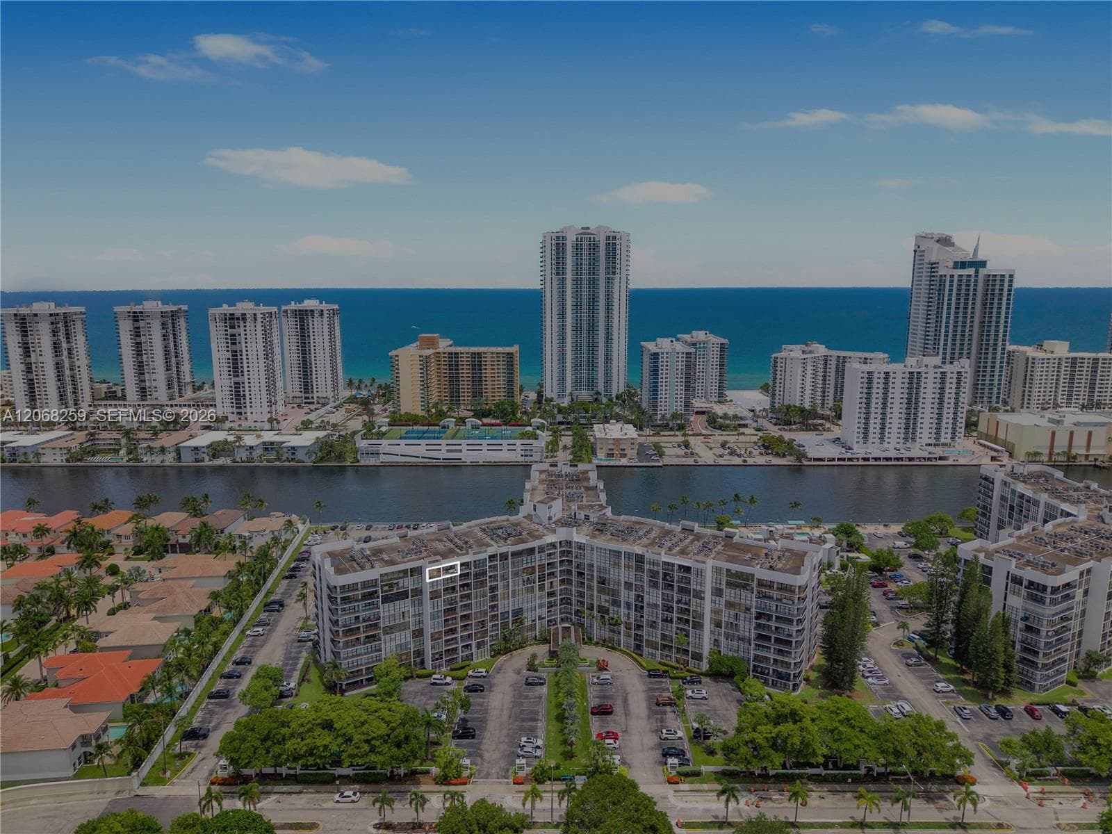 1000 Parkview Dr # 1007, Hallandale Beach, FL 33009 photo 2