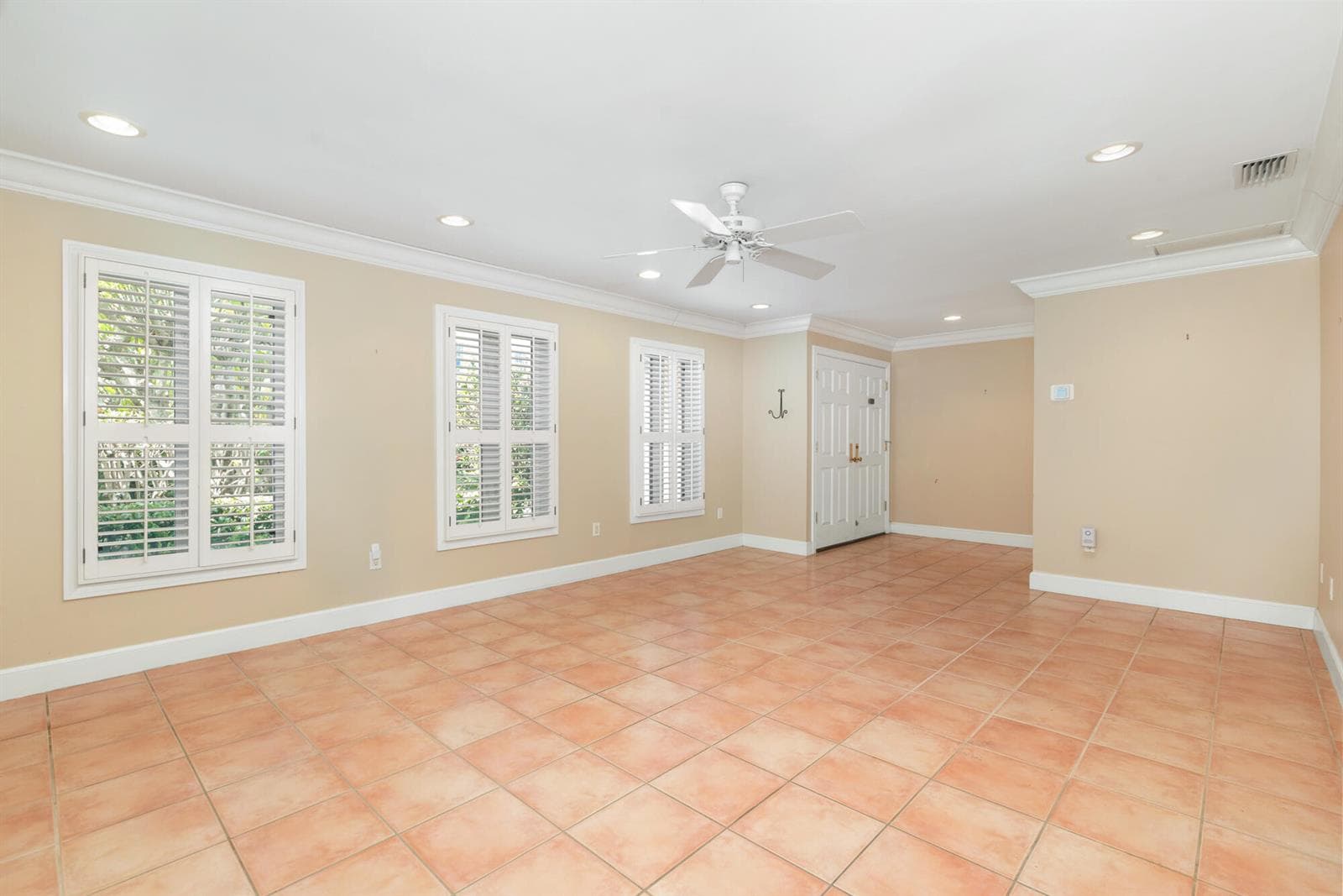 245 COLONIAL Lane, Palm Beach, FL 33480 photo 5