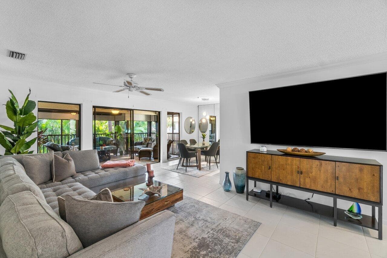 50 PELICAN POINTE Drive # 2050, Delray Beach, FL 33483 photo 5