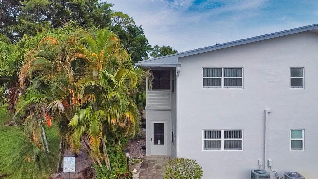 253 Coventry K, West Palm Beach, FL 33417 photo 4