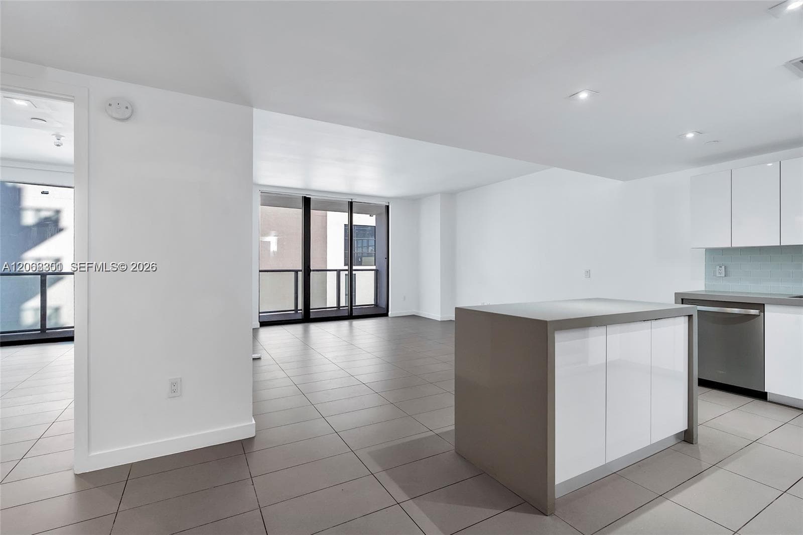 1600 NE 1st Ave # 3119, Miami, FL 33132 photo 2
